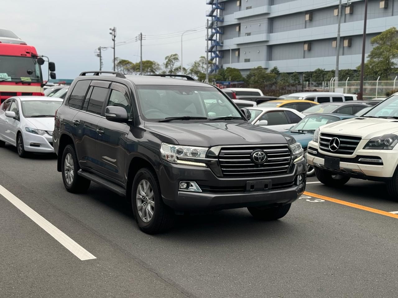 Export-ready Toyota Land Cruiser