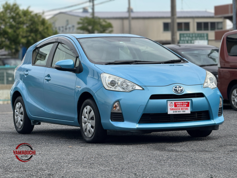 2013 Toyota Aqua