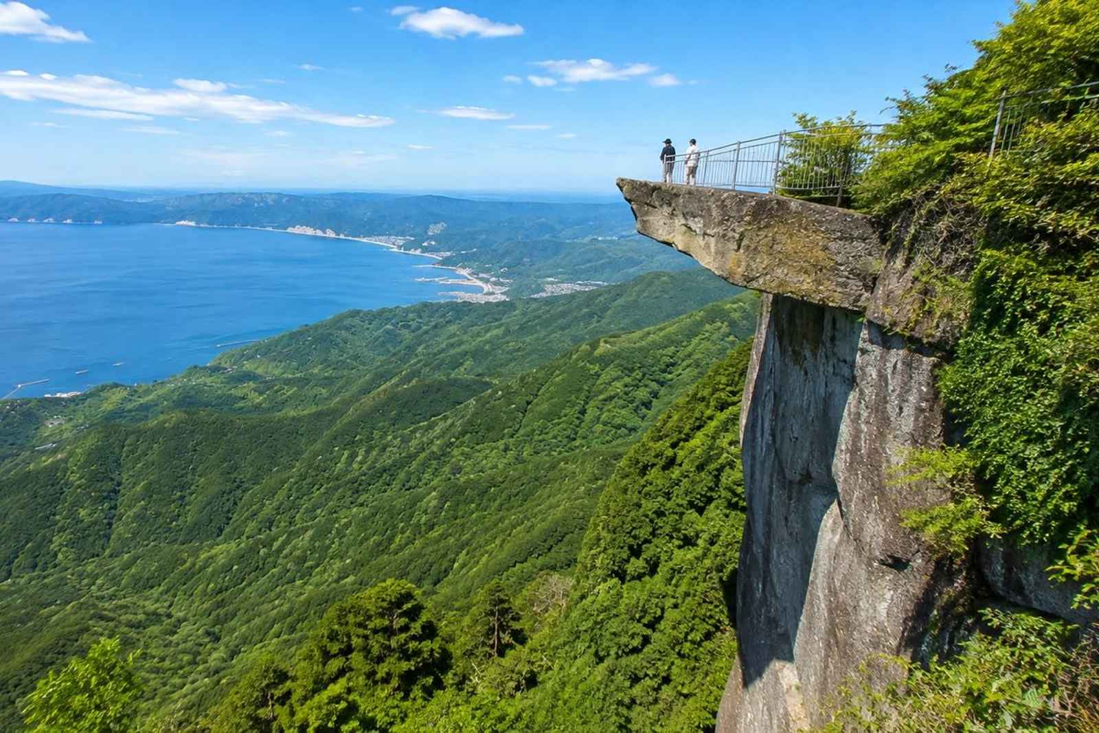 Boso Peninsula Private Day Tour: Giant Buddha, Sea Cliffs and Canal Town 5