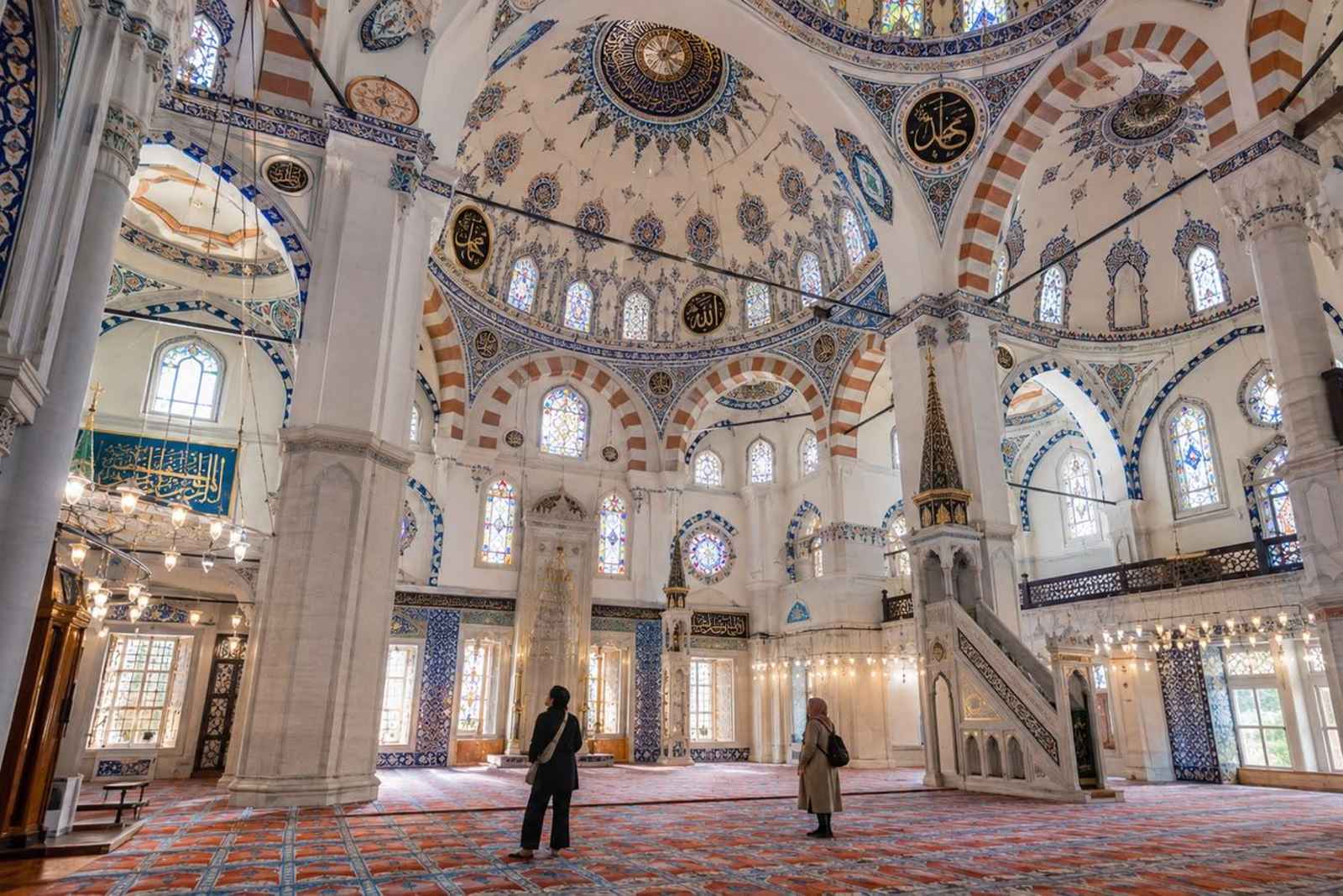 Tokyo Camii Mosque, Meiji Shrine and Harajuku Private Tour