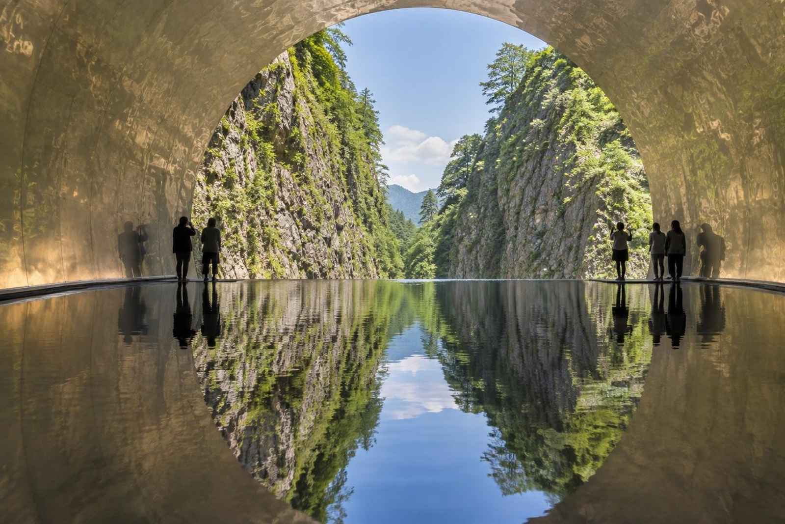 Kiyotsu Gorge & Sake - Private Day Tour from Tokyo 3