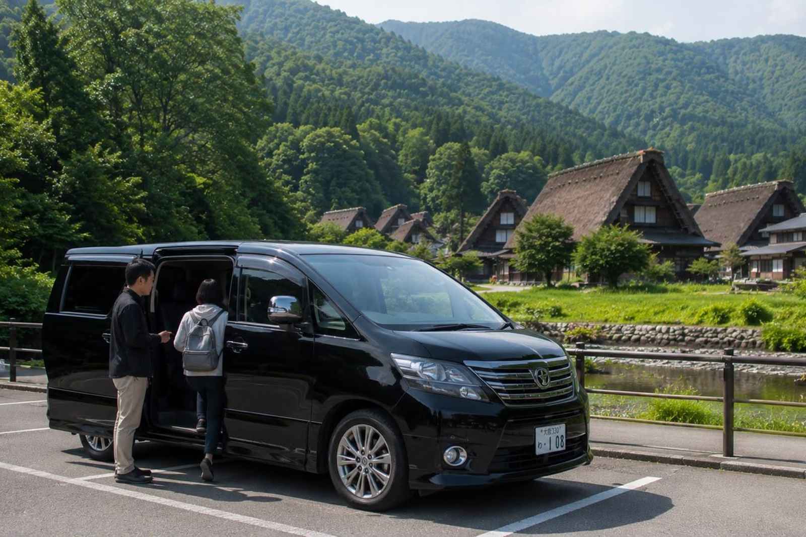 Shirakawa-go Farmhouse Village and Takayama 2-Day Private Tour 2