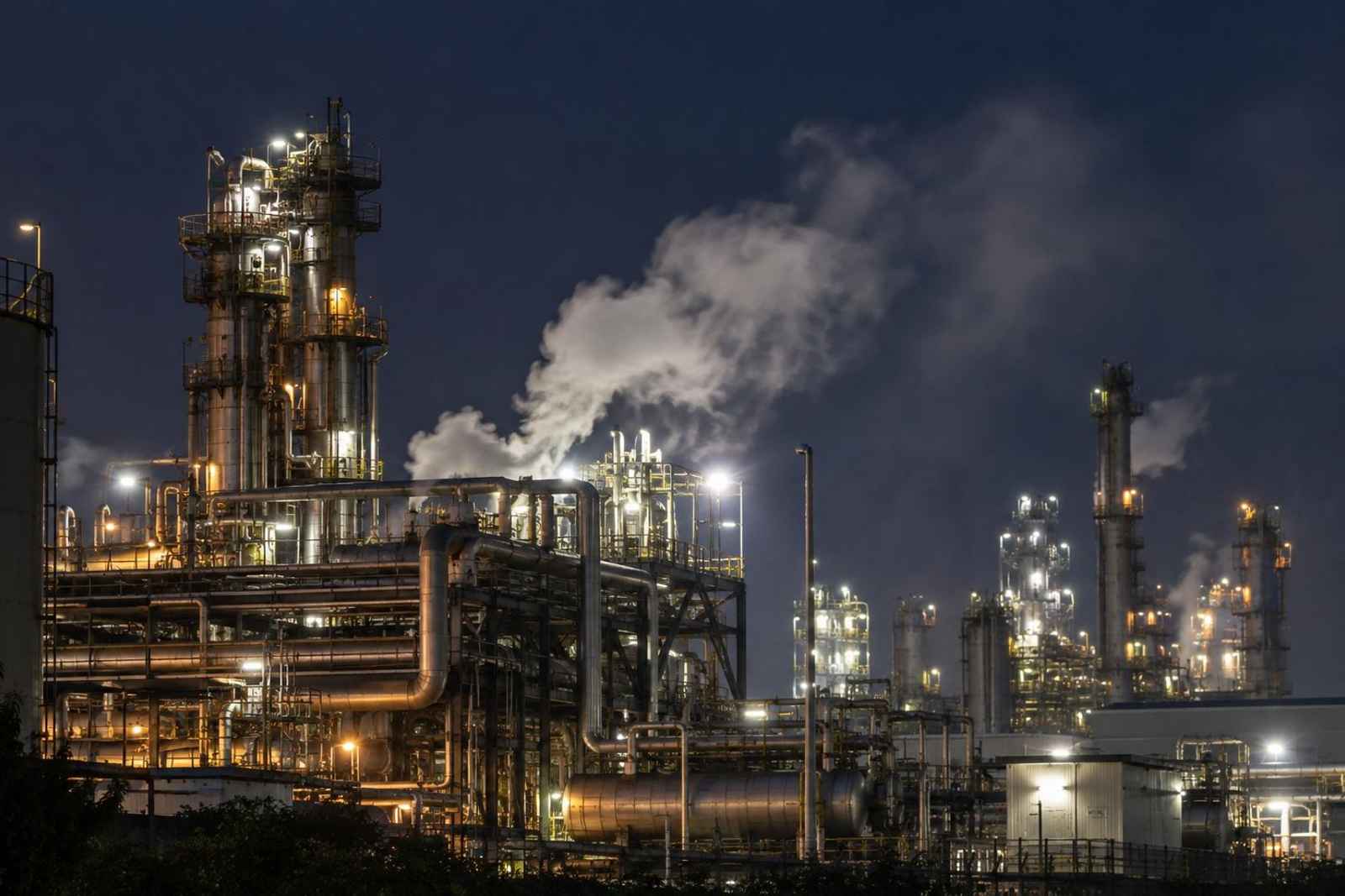 Tokyo Evening: Kawasaki Factory Lights - Private Day Tour from Tokyo 3