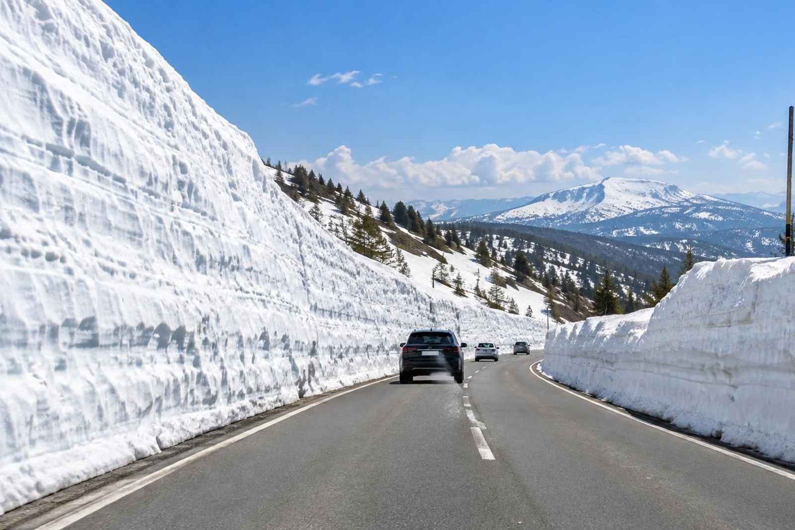 From Tokyo: 3-Day Hachimantai Snow Customizable Tour