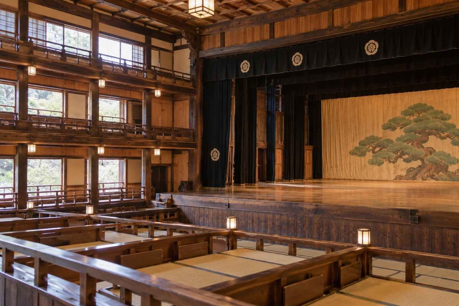 From Tokyo: 3-Day Kosaka & Odate Customizable Tour 3