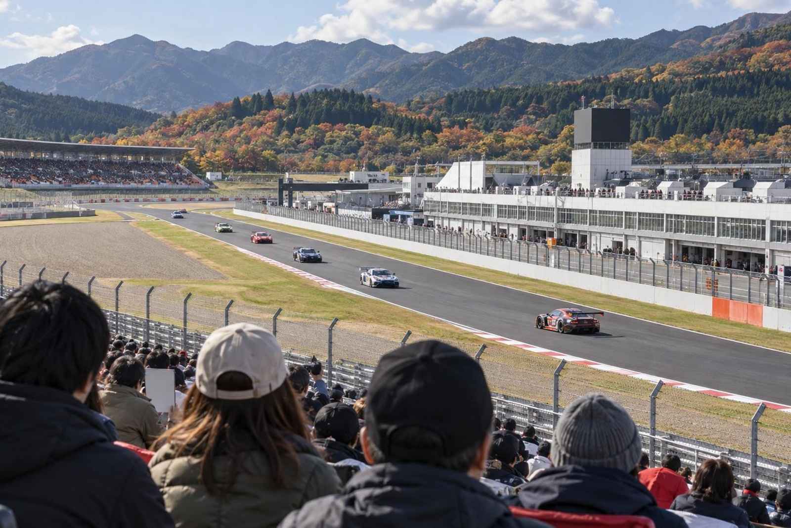 From Tokyo: 5-Day Autopolis & Kyushu Customizable Tour 2