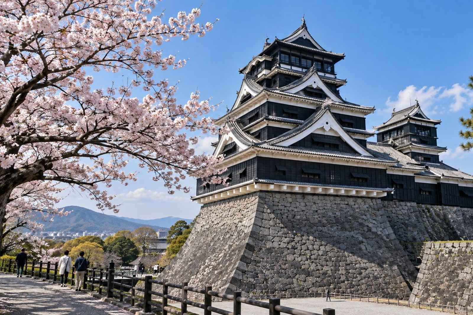 From Tokyo: 5-Day Kumamoto Castle Customizable Tour