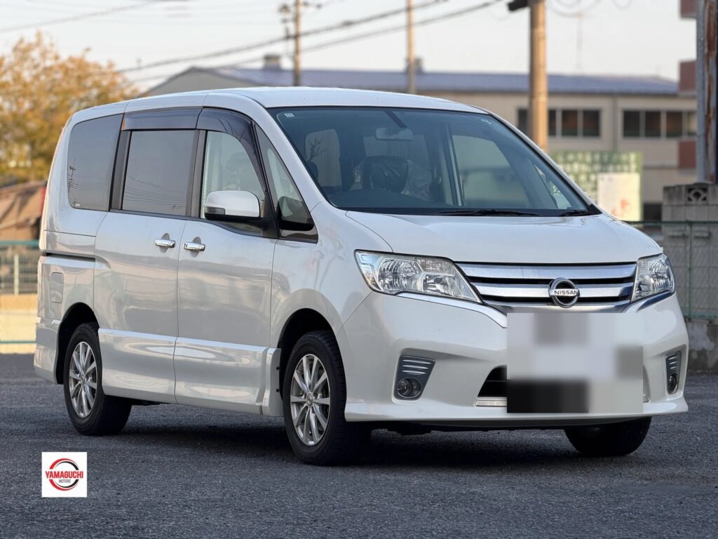 2013 Nissan Serena S-Hybrid Highway Star 4WD - photo 1