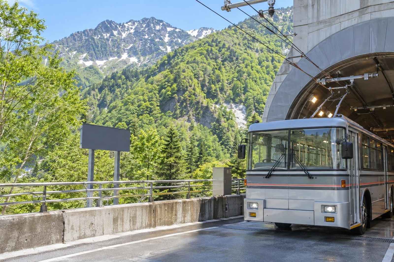 From Tokyo: 2-Day Kurobe Dam Customizable Tour 3