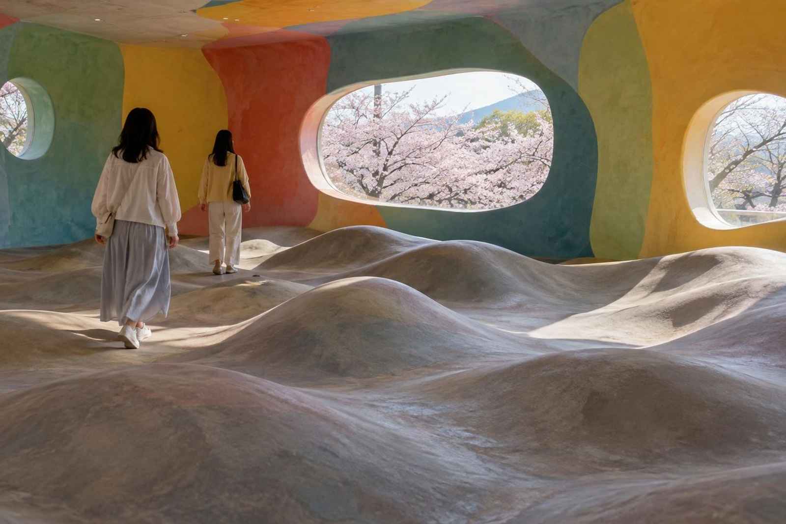 From Tokyo: 2-Day Yoro Destiny Park Customizable Tour 4